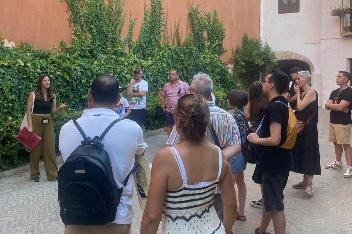 Seville: Guided City Walking Tour - Photo 1 of 8