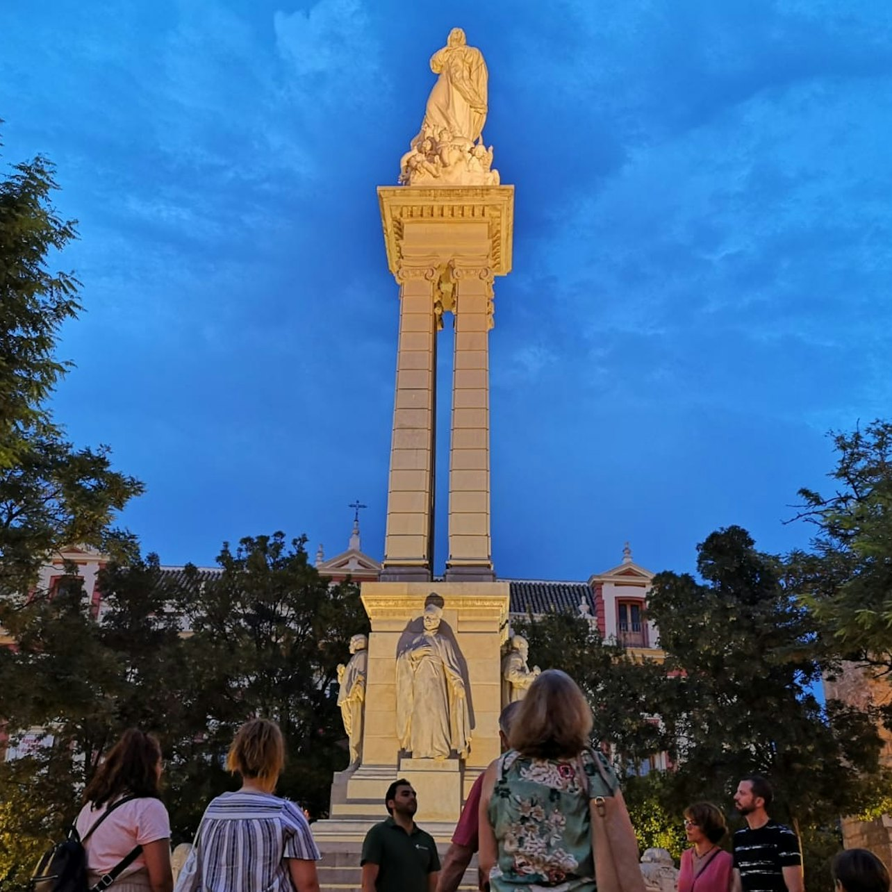 Seville: Guided Evening Historical Tour - Photo 1 of 6
