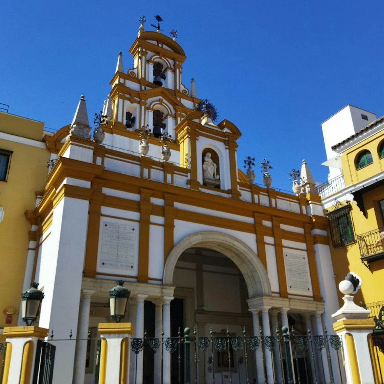 Seville: Las Setas, La Macarena, and Dueñas Palace Guided Tour - Photo 1 of 3
