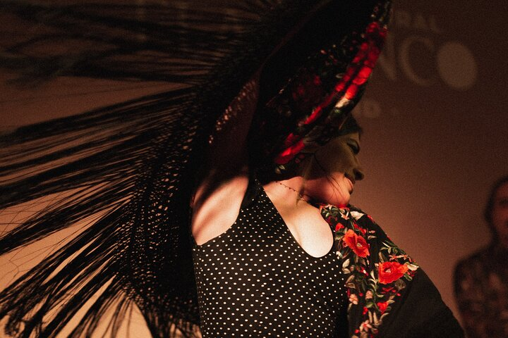Experience the authentic essence of flamenco in an intimate setting. Immerse yourself in the rhythm and passion surrounded by the charm of Chueca before or after the show.