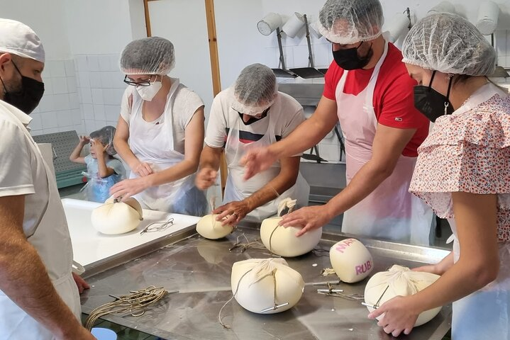 Menorca: Cheesemaking and Farm-Fresh Product Tasting - Photo 1 of 12