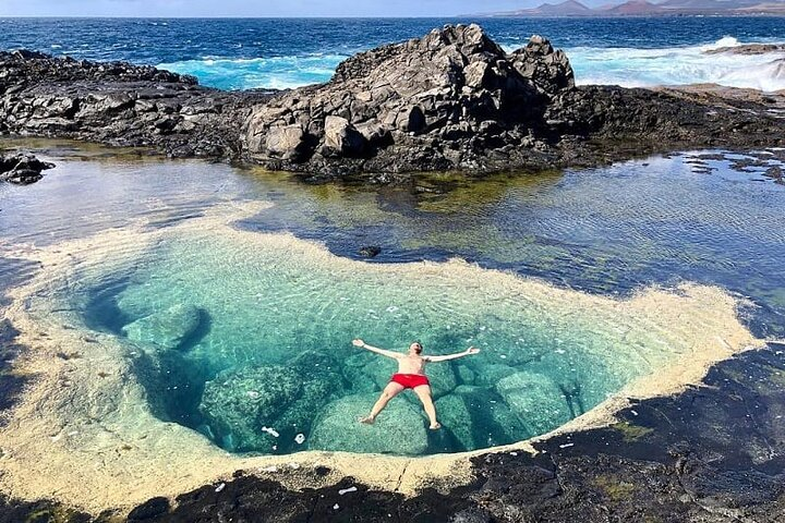 Los Charcones, Natural Pools in the South of the Island.