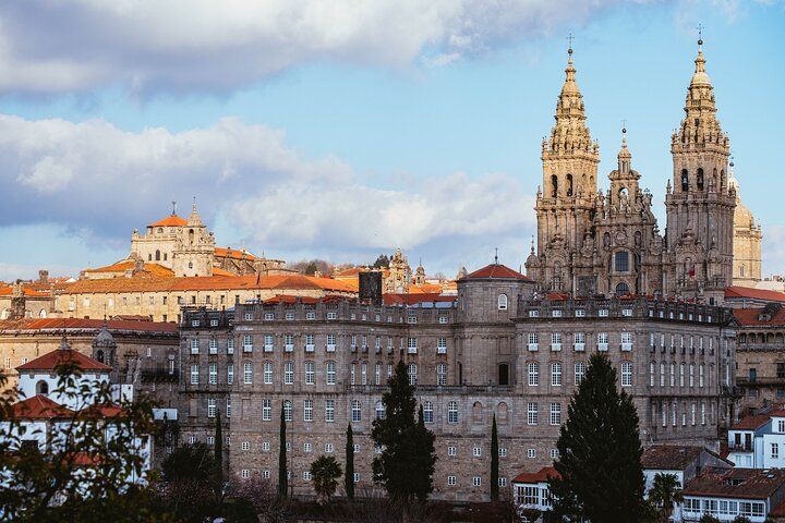 Santiago de Compostela Quest: The Pilgrim's Old Town - Photo 1 of 10