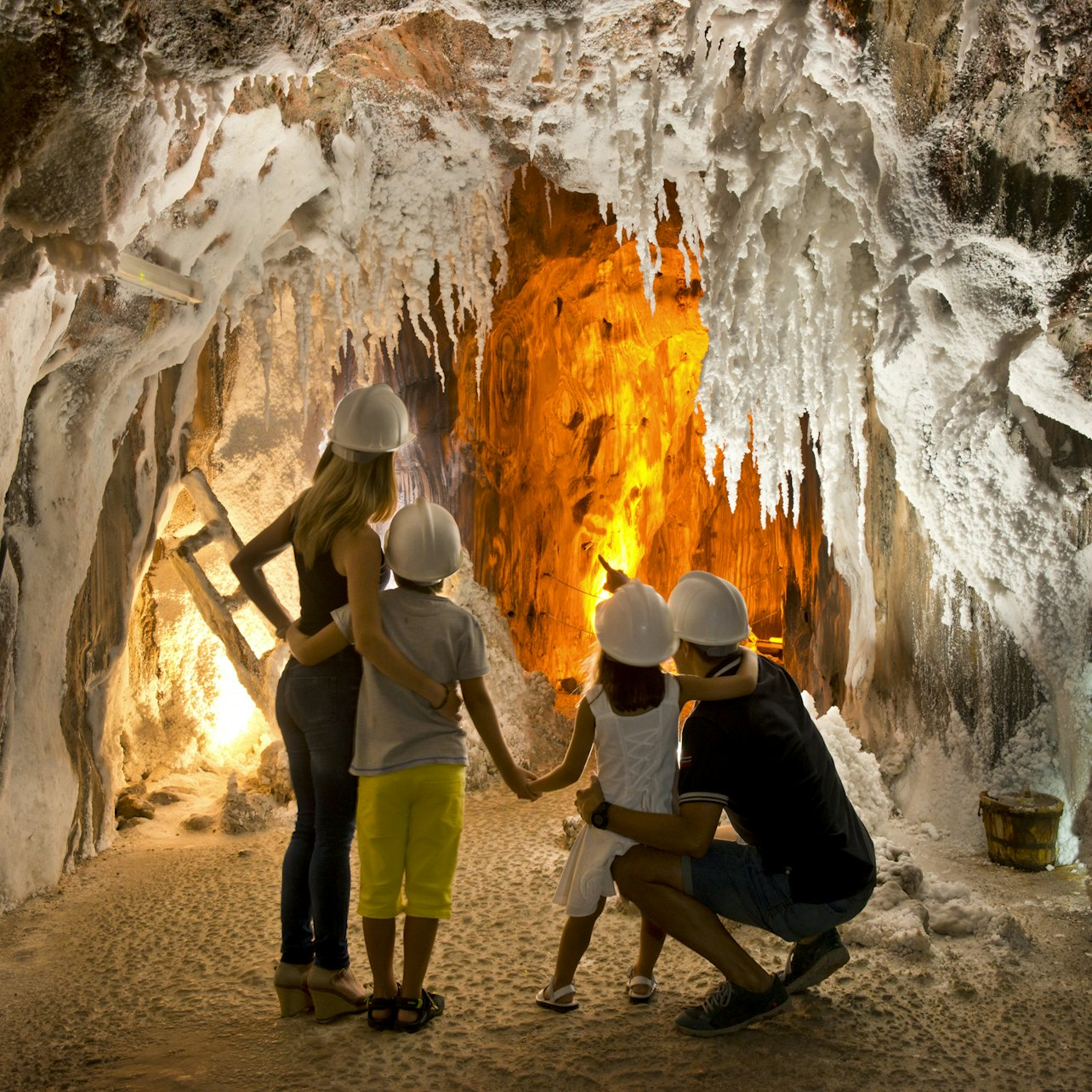 The Salt Mountain of Cardona: Guided Visit - Photo 1 of 6