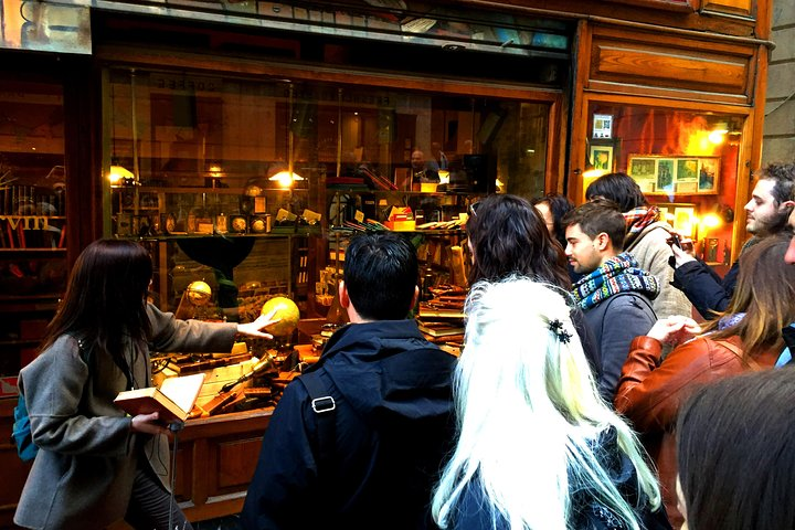 'The Shadow of the Wind' Walking Book Tour in Barcelona