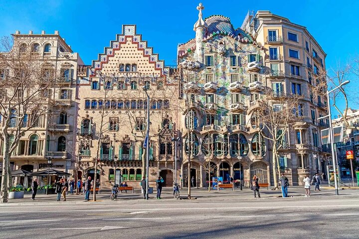 The wonders of architecture 2 hours on foot in Barcelona - Photo 1 of 6