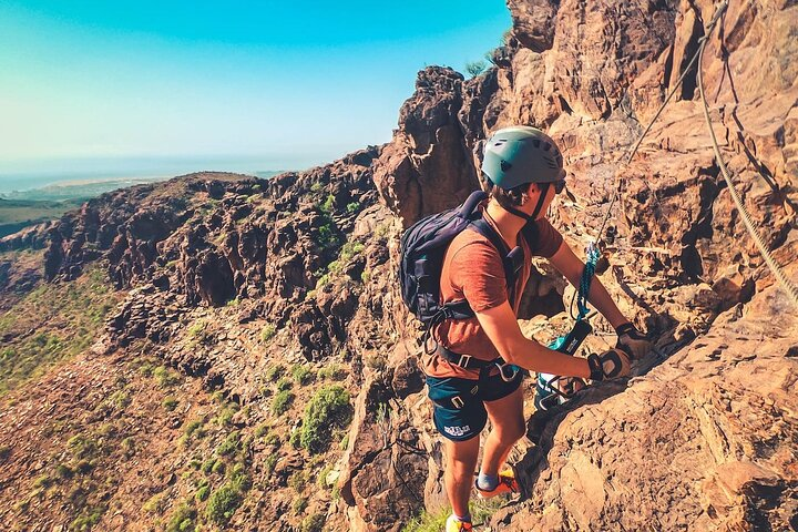 Top Vía Ferrata for Beginners in Gran Canaria ツ - Photo 1 of 20