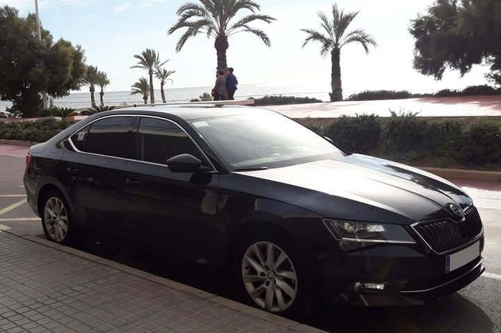 Transfer from Benidorm to Alicante airport in private Sedan car max. 3 passengers - Photo 1 of 11
