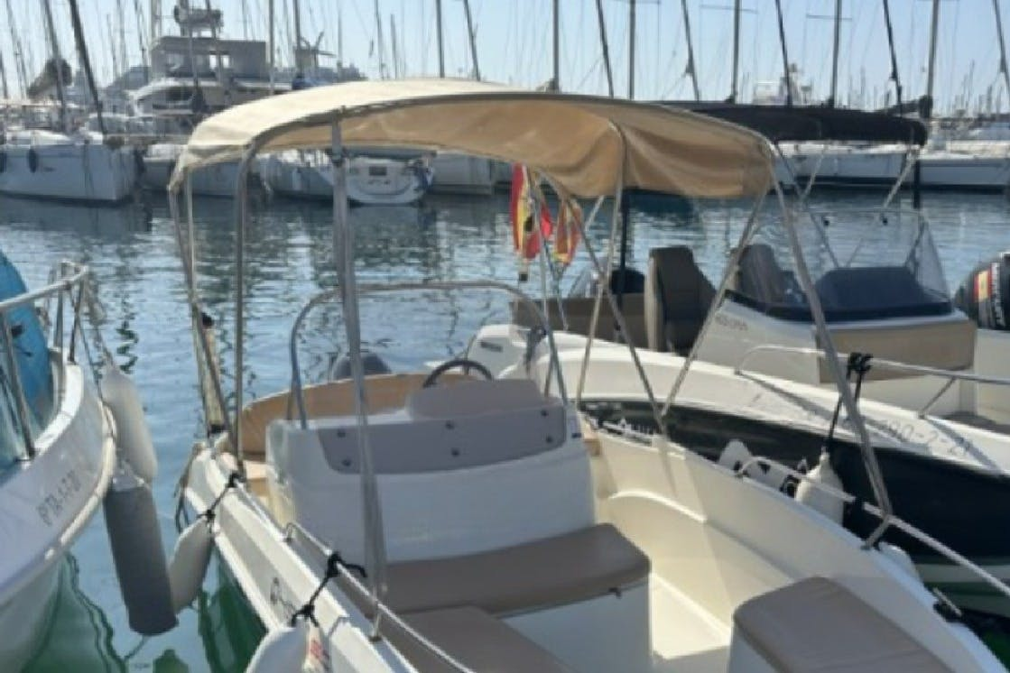 Valencia: Boat Rental (without Navigation License) - Photo 1 of 4