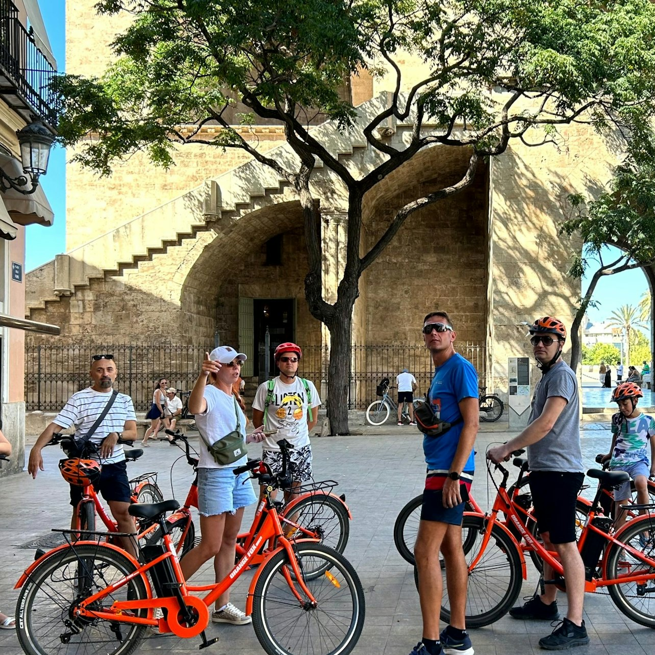 Valencia: Small-Group Guided E-bike Tour - Photo 1 of 9