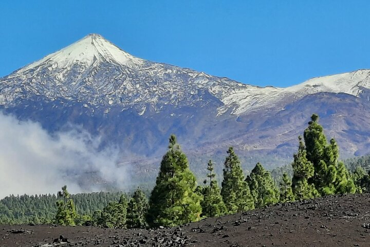 Get ready for the most spectacular panoramic view of the Pico Viejo, and Teide volcanoes you've ever seen!