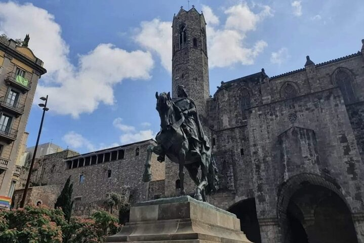Walking Tour of Medieval Barcelona La Ribera Neighborhood - Photo 1 of 9