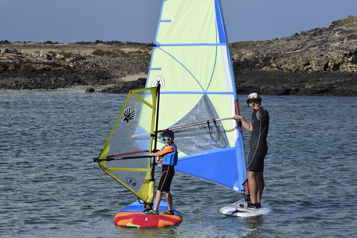 Windsurf classes in Fuerteventura - Photo 1 of 6