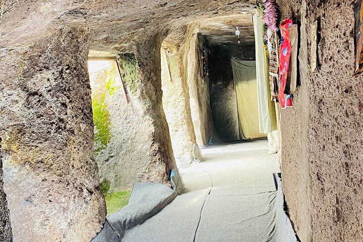  Day Trip to Adadi Rock and Tiya Archeological Excursion  - Photo 1 of 6