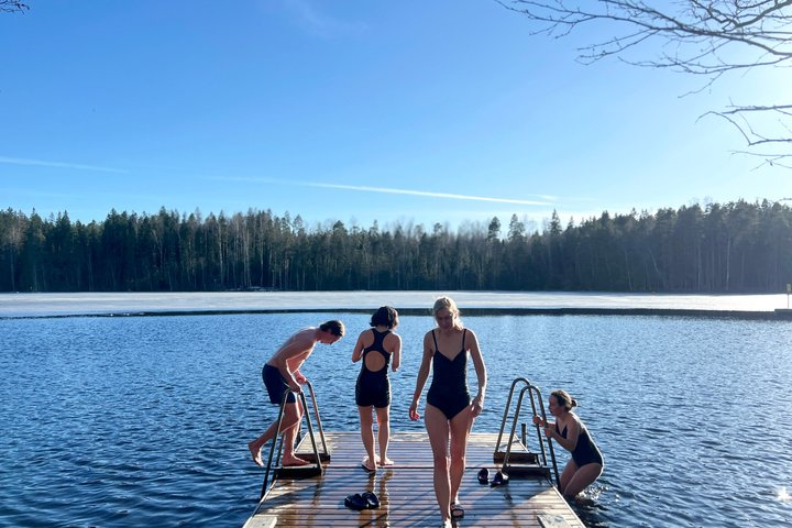 National Park Hike & Finnish Smoke Sauna Experience with Campfire Lunch - Photo 1 of 19