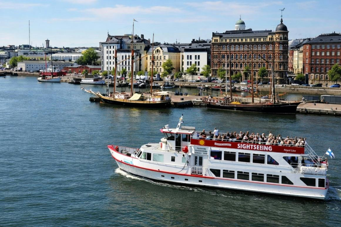 Helsinki: Archipelago Sightseeing Boat Tour - Photo 1 of 8