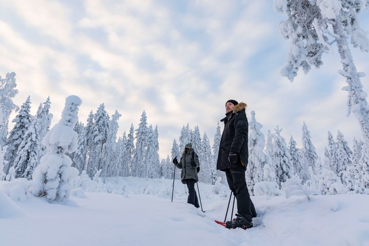 Snowshoe Trip for Ice Fishing - Saariselkä - Photo 1 of 14