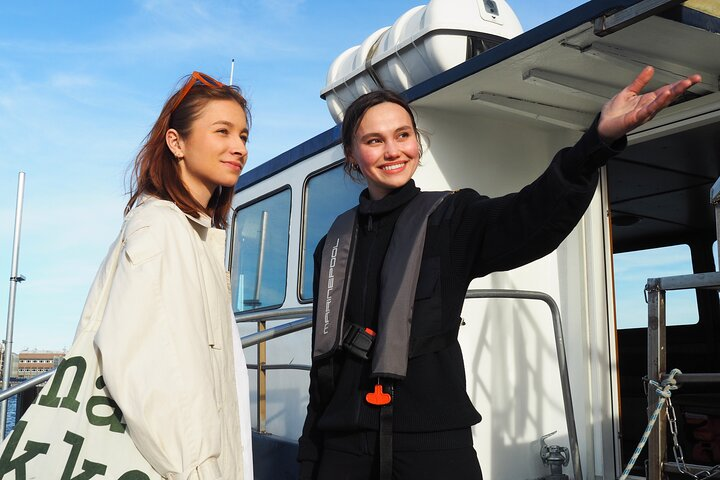 Suomenlinna Ferry and Guided Walking Tour in the Fortress - Photo 1 of 7