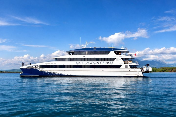 Blue Lagoon Cruises - Escape to Paradise Cruise - 7 Nights - Photo 1 of 11