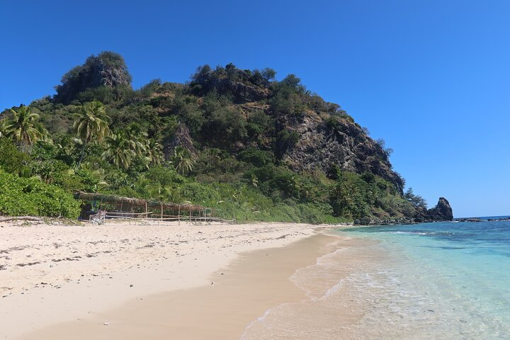 Monuriki Island, where guests spend the afternoon and enjoy a traditional lovo lunch.