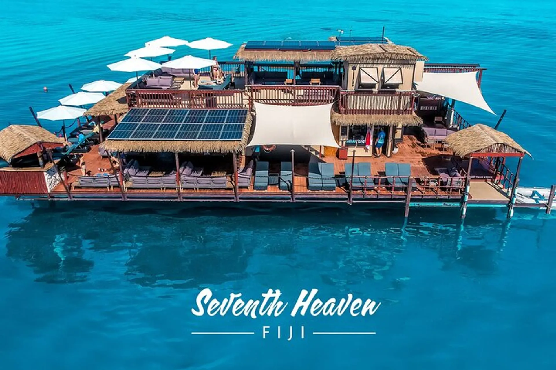ビチレブ島 の Seventh Heaven Fiji 6 Hour Experience on a Floating