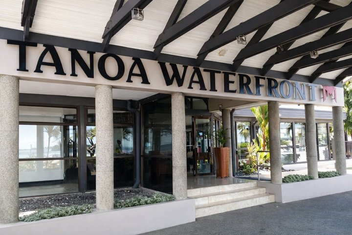 Tanoa Waterfront Hotel -4 hours Tour & Return or Airport Dropoff - Photo 1 of 25