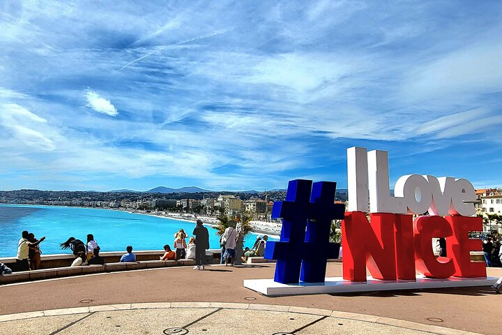Private tour of Nice with tasting of traditional dishes - Photo 1 of 7