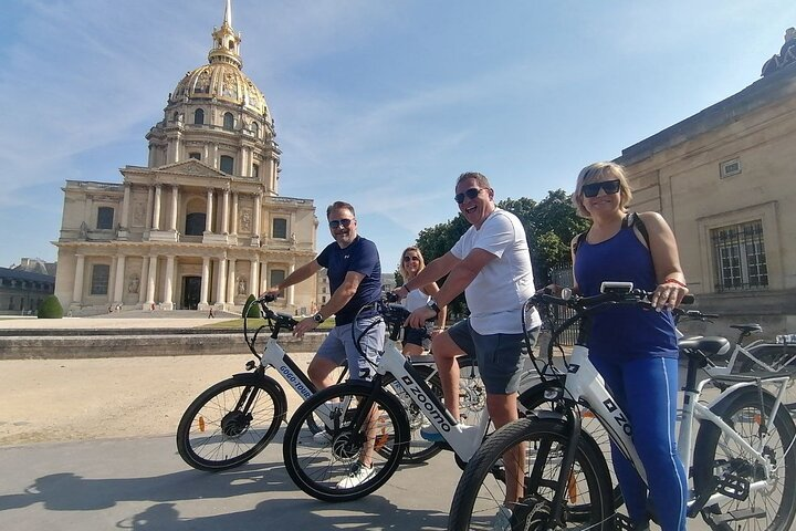 Paris: Small Group Highlights E-Bike Guided Tour - Photo 1 of 11