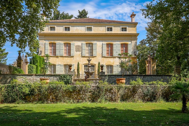 Aix-en-Provence Elegance, Château Bonisson & Château Beaupré wine - Photo 1 of 25