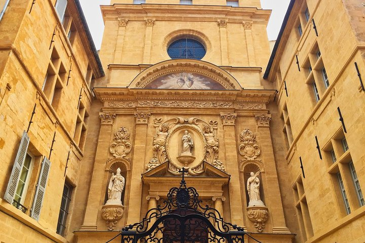 Aix-en-Provence: Private Walking Tour - Photo 1 of 7
