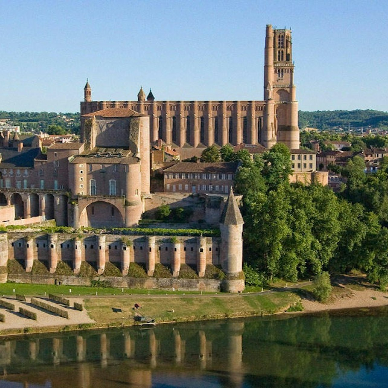 Albi & Cordes-sur-Ciel: Day Tour From Toulouse + Audio Guide - Photo 1 of 3