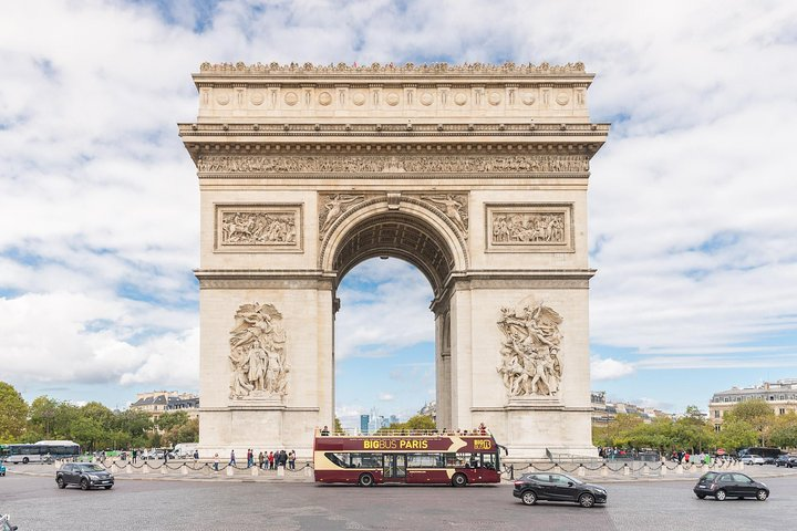 Arc de Triomphe Self-Guided Ticket & Big Bus Hop-On Hop-Off - Photo 1 of 13
