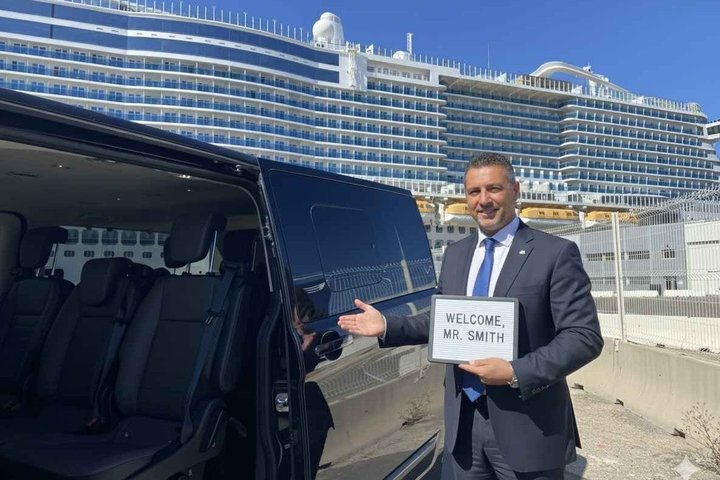(MRS)BookingTransfer Airport⟺Hotel Marseille Old Port - Photo 1 of 6