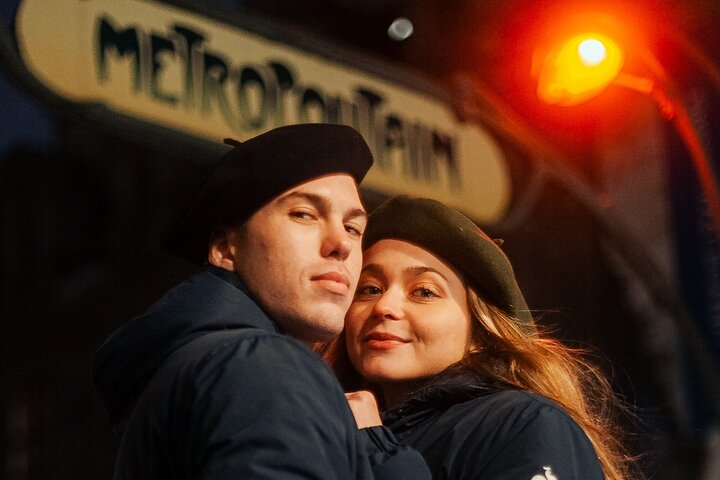 Baguette & Béret Photoshoot Experience - Photo 1 of 3