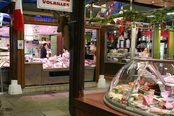 Bastille Afterwork: Drinks and Snacks on a Private "Apéro" Tour - Photo 1 of 4