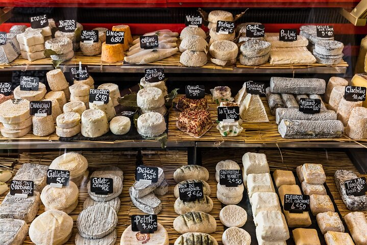 Demystify the world of French cheese with us!