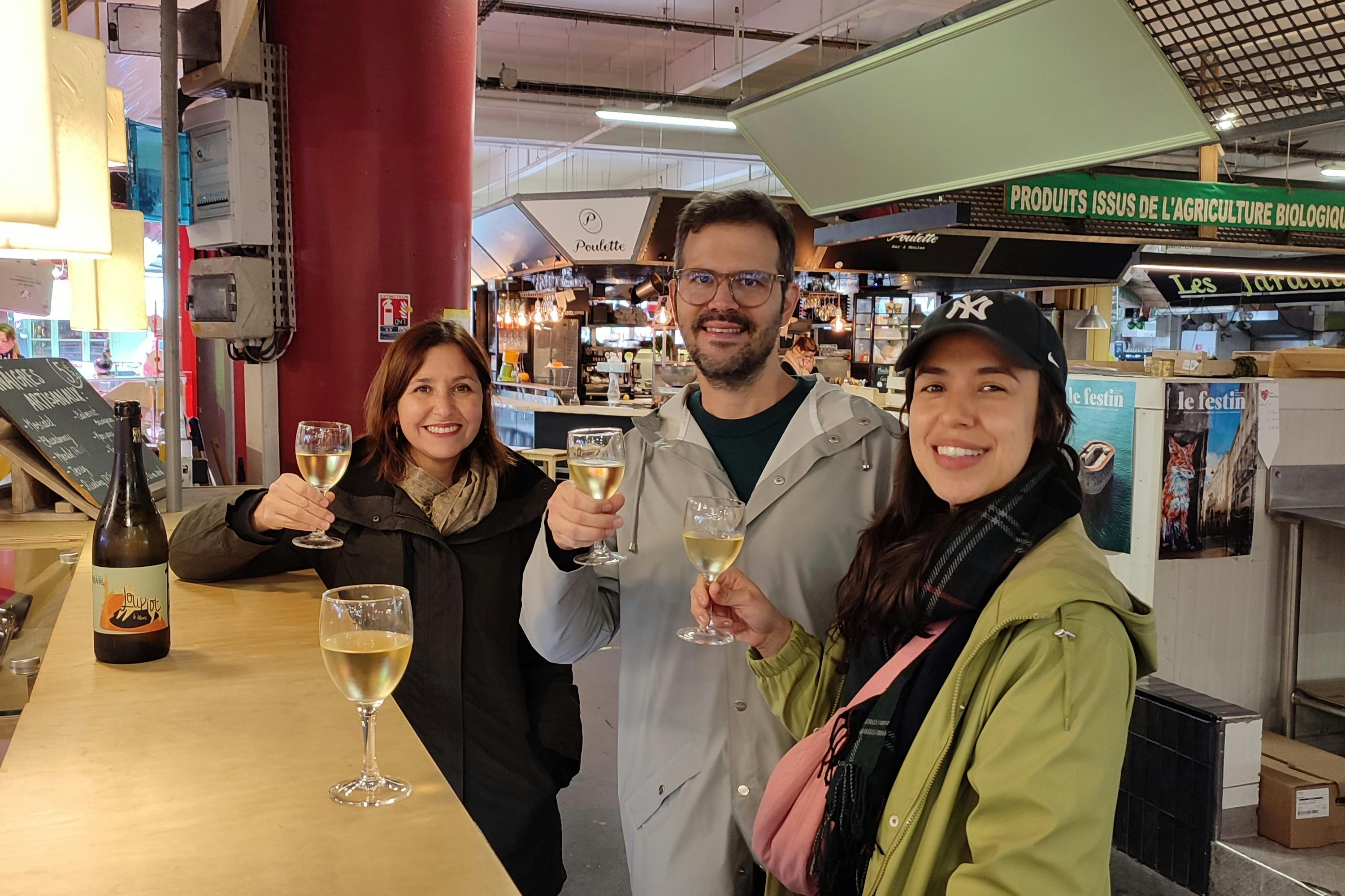 Bordeaux: Guided Local Market Food Tour - Photo 1 of 7