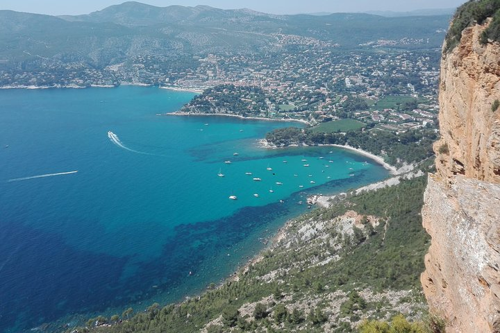 Cassis and Aix en Provence Sightseeing Tour from Marseille - Photo 1 of 9