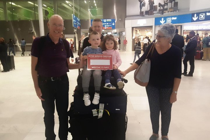 CDG - Euro Disney - CDG Two Way Private Shuttle Transfer - Photo 1 of 3