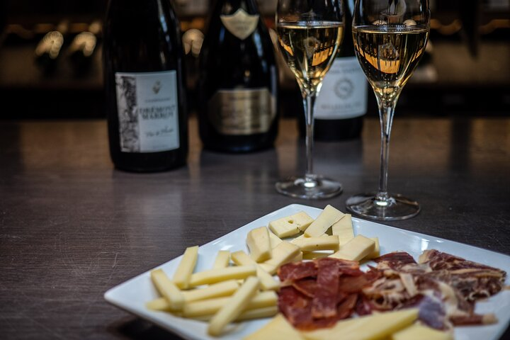 Champagne & Terroir Treasures: 's Terroir Gourmet Delight - Photo 1 of 3