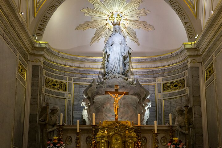 Chapel of Our Lady of the Miraculous Medal Paris Guided Tour - Photo 1 of 14