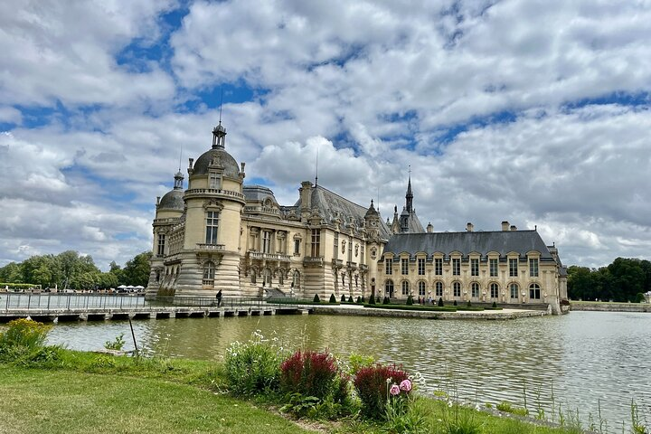 Chantilly Tour: Great Stables and Renaissance Meal from Paris - Photo 1 of 13