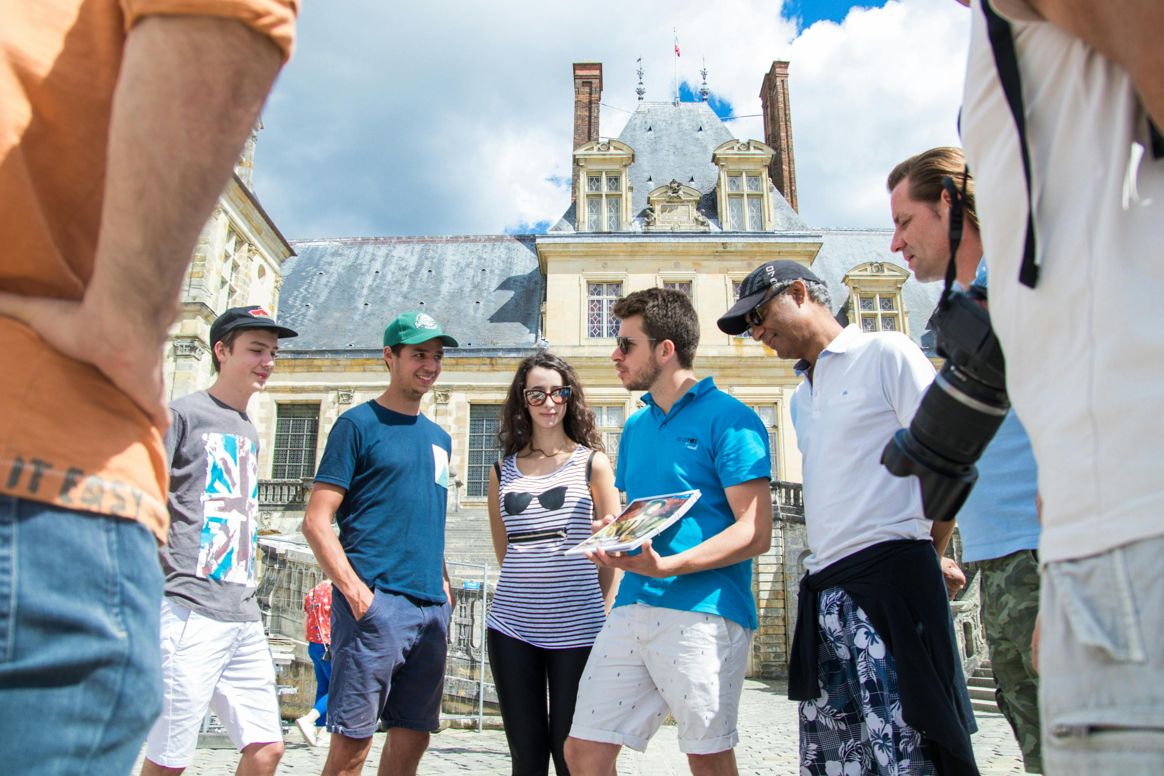 Château de Fontainebleau & Château de Vaux-le-Vicomte: Guided Tour from Paris - Photo 1 of 4