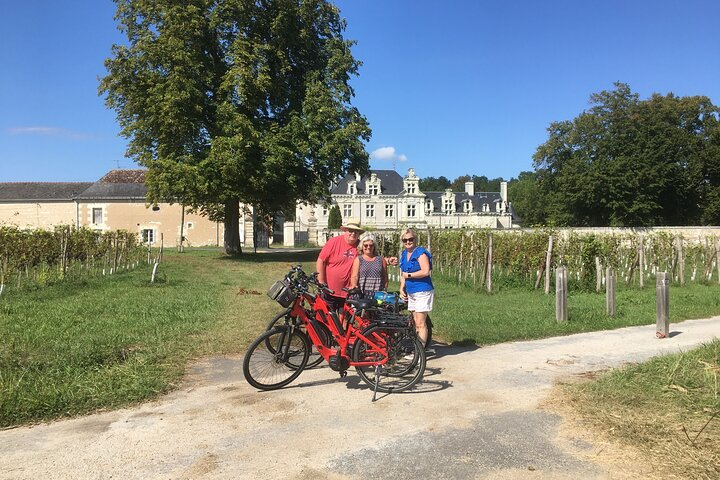 E-bike Cycling and Wine in Saumur France - Photo 1 of 6