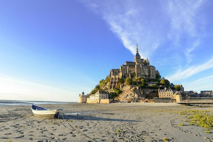 Day trip with local driver to Mt Saint-Michel Cancale and Saint-Malo from Rennes - Photo 1 of 8