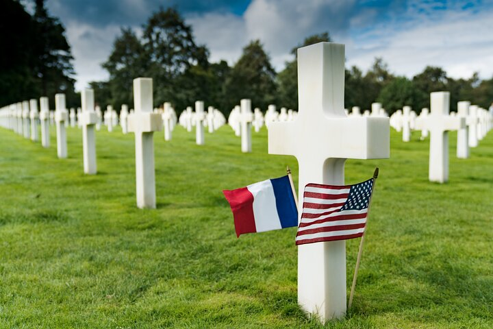 DDay American Beaches and US Airborne Full Day Tour from Bayeux  - Photo 1 of 8