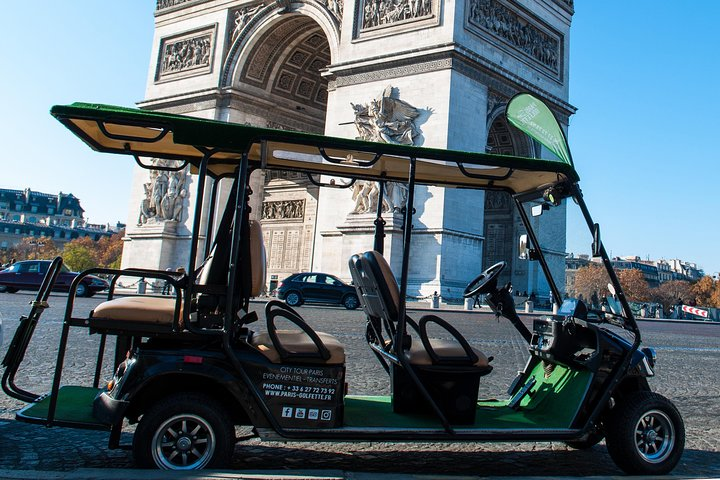 Embark on a Golfette and discover the secrets of Paris with Paris Golfettes!