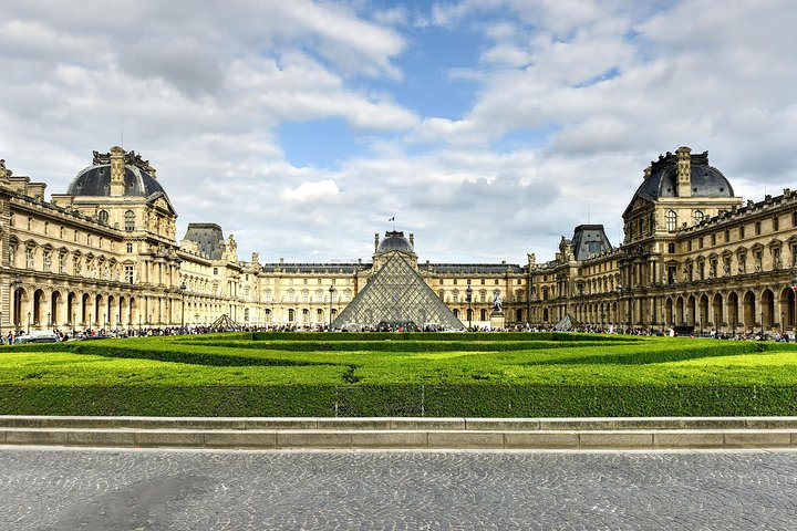 Louvre
