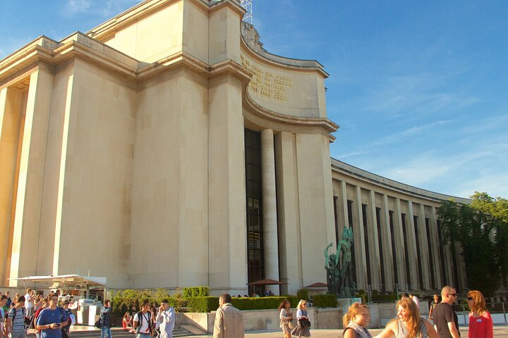 Eiffel Tower with Hotel Pickup and Walking Tour to Trocadéro - Photo 1 of 14