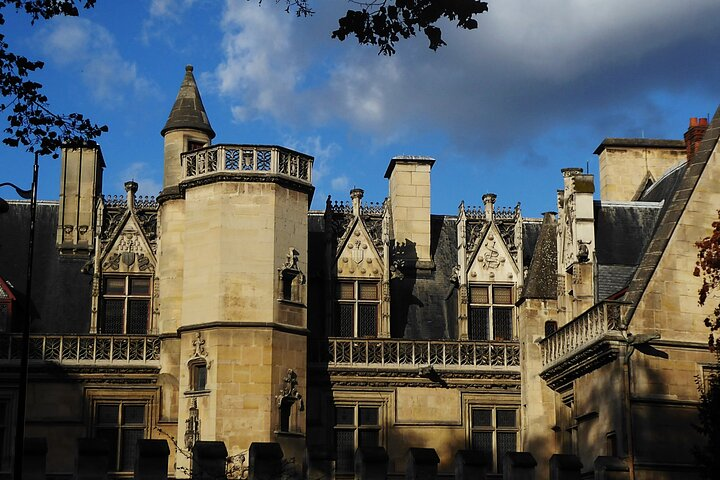 Treasure Hunt in Paris – From the Panthéon to the Louvre - Photo 1 of 7